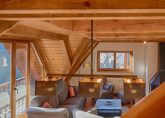 Saplan Real Estate Saubaga Apartmán *